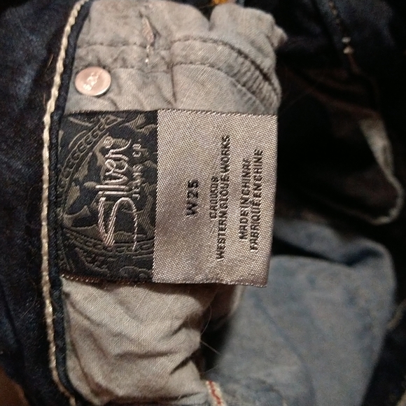 Capri Jeans - Picture 4 of 4